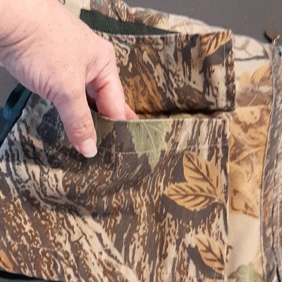 Ozark Trail Mens Camoflauge Vest - Picture 13 of 13